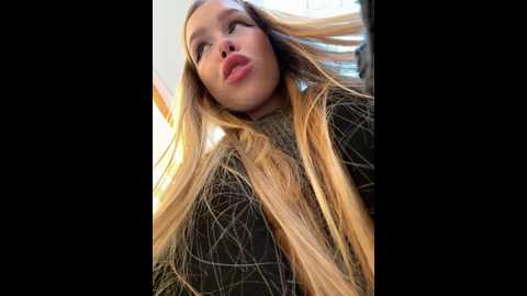 mur_girl @ stripchat on 20241104