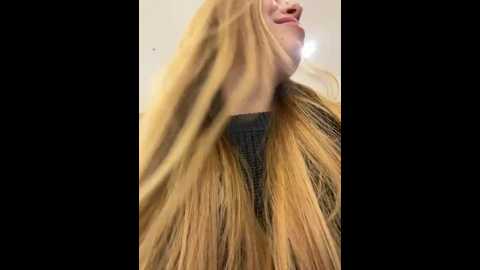 mur_girl @ stripchat on 20241104