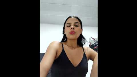 emy_cute @ stripchat on 20241105