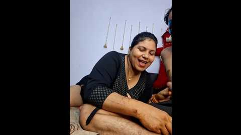 mom_sun_couple @ stripchat on 20241105