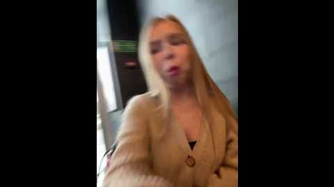 mur_girl @ stripchat on 20241105