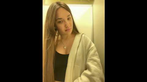 holly_molii @ stripchat on 20241106