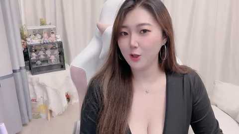 stars_elyn @ stripchat on 20241106