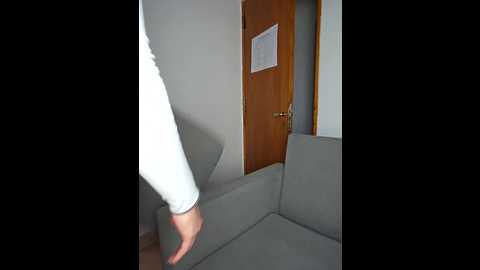 elnonoykeila77 @ stripchat on 20241107