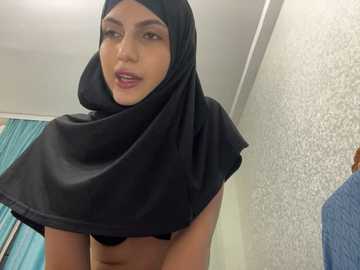 gumusguray @ stripchat on 20241107