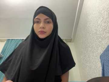 gumusguray @ stripchat on 20241107