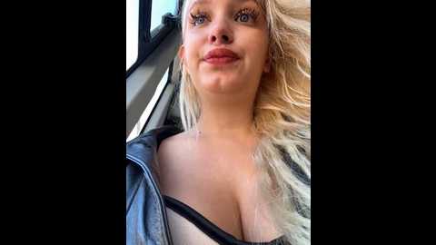 milkyy_wway @ stripchat on 20241107