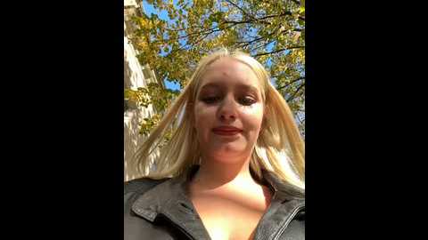 milkyy_wway @ stripchat on 20241107