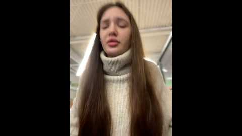 holly_molii @ stripchat on 20241108