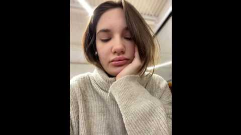 holly_molii @ stripchat on 20241108