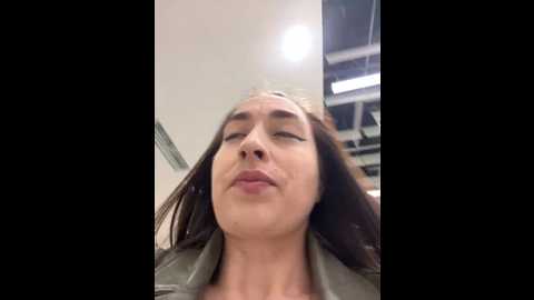 holly_play @ stripchat on 20241108