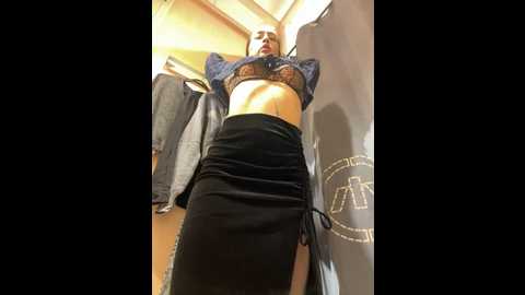 holly_play @ stripchat on 20241108