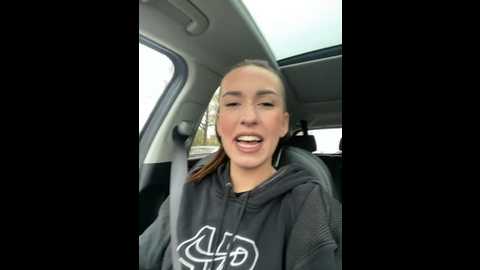 lola_tentatiion @ stripchat on 20241108