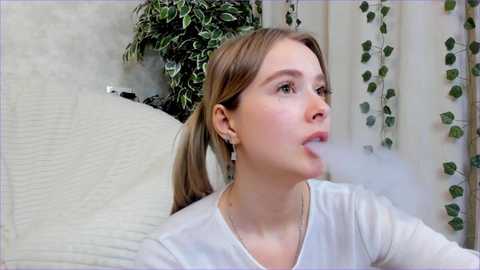 mell_milles @ stripchat on 20241108