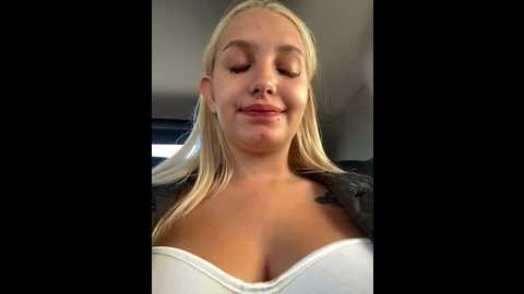 milkyy_wway @ stripchat on 20241108