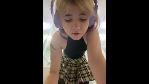 baby__naughty @ stripchat on 20241109
