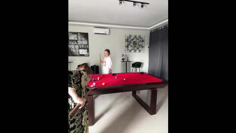 nura_n_sarah @ stripchat on 20241109