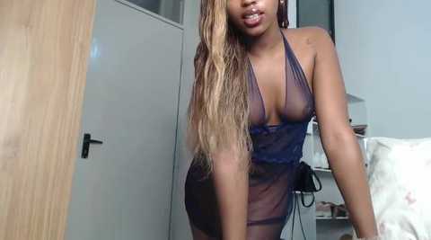 peeky_pinky @ stripchat on 20241109