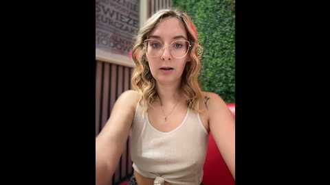 the_snowwhitee @ stripchat on 20241109