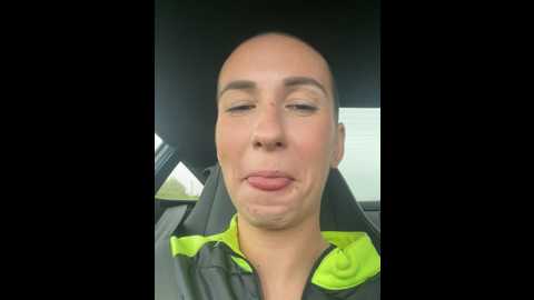 lola_tentatiion @ stripchat on 20241110
