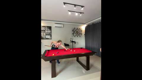 nura_n_sarah @ stripchat on 20241110