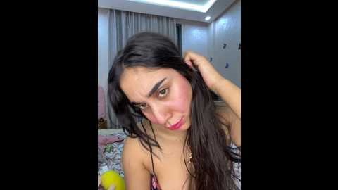 nada_princesse @ stripchat on 20241111