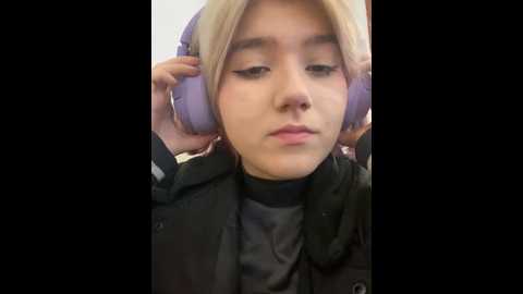 baby__naughty @ stripchat on 20241112