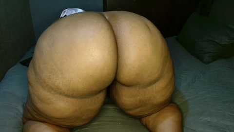curveydollxx @ stripchat on 20241112