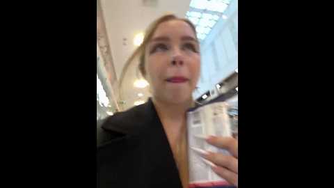 mur_girl @ stripchat on 20241112