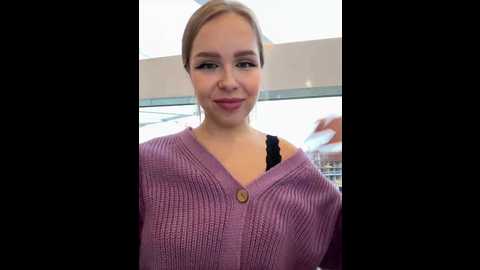 mur_girl @ stripchat on 20241112