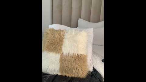 sexydee025 @ stripchat on 20241112