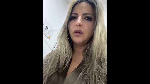 _abril_office1 @ stripchat on 20241113