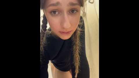 lia__love @ stripchat on 20241113