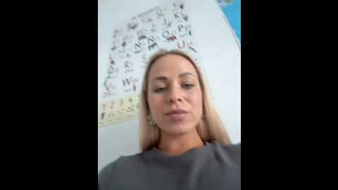 streetdoll @ stripchat on 20241113
