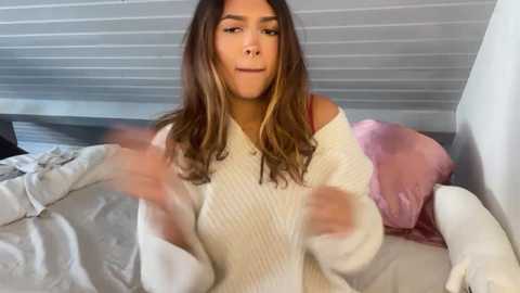 foxysnowball235 @ stripchat on 20241114