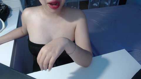 onee_chew @ stripchat on 20241114