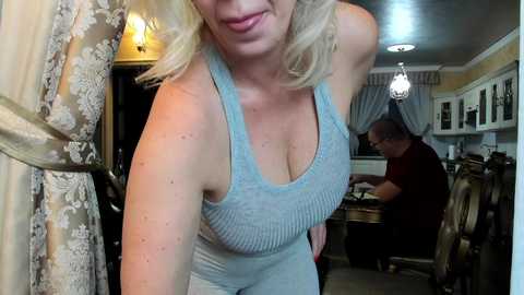 tunderose1 @ stripchat on 20241115