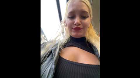 milkyy_wway @ stripchat on 20241116