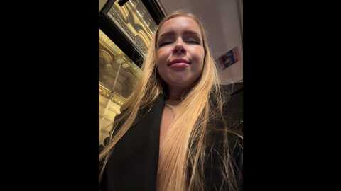 mur_girl @ stripchat on 20241116