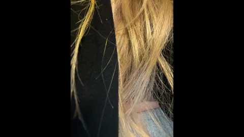 mur_girl @ stripchat on 20241116