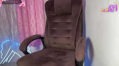 royal_girl_1 @ stripchat on 20241116