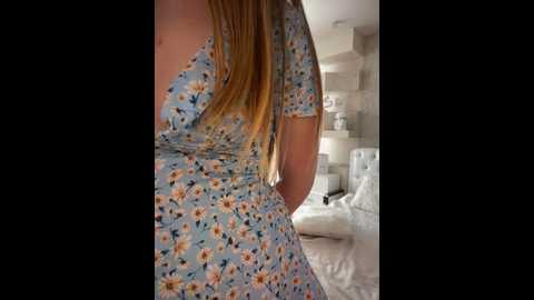 bella_suns @ stripchat on 20241117