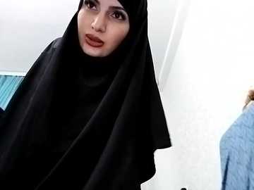 gumusguray @ stripchat on 20241117