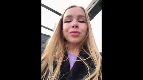 mur_girl @ stripchat on 20241117