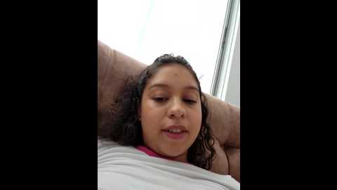 shara_dreams @ stripchat on 20241117