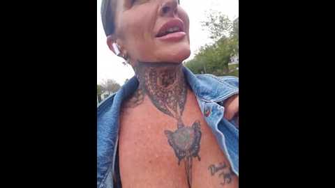 yourmommyblair @ stripchat on 20241117