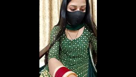 hotty_anushka