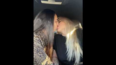 keep_us_wild @ stripchat on 20241118