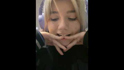 baby__naughty @ stripchat on 20241119