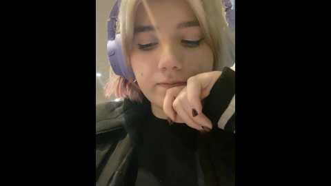 baby__naughty @ stripchat on 20241119